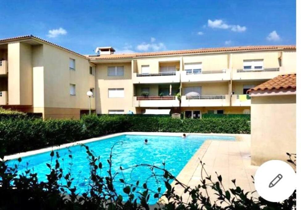 T2 Lumineux Et Piscine Apartment Montpellier Exterior foto